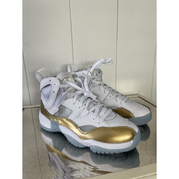 Jordan Jumpman Two Trey New Women's Size 9 Shoes White/Metallic Gold Nike - Picture 1 of 14